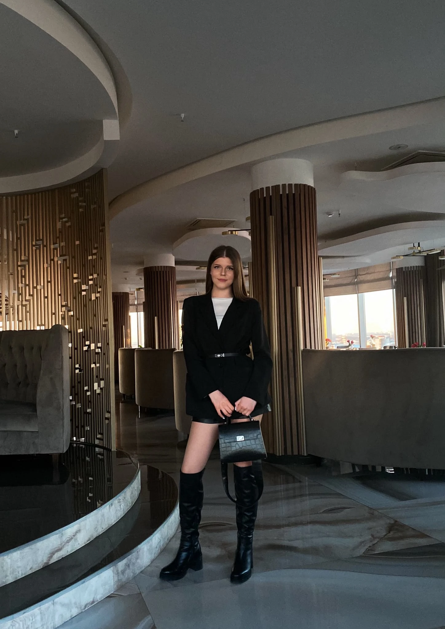 Kseniya Savitskaya, private Russian teacher